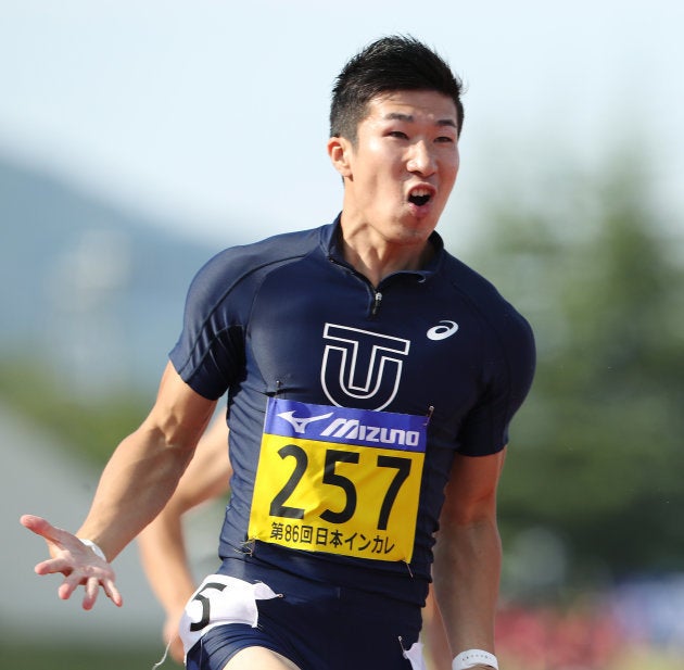 男子100メートル決勝、日本選手で初めて10秒の壁を突破する9秒98を記録して喜ぶ桐生祥秀（東洋大）＝9日、福井運動公園陸上競技場 撮影日：2017年09月09日