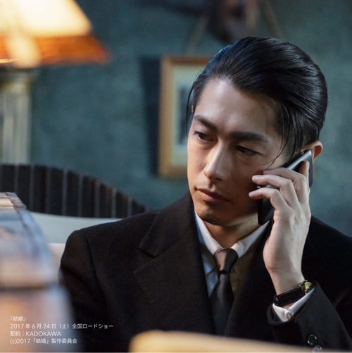 ✡ディーン・フジオカ新聞　2016年 ディーン・フジオカさん「ファッションは自分のパフォーマンスをあげて