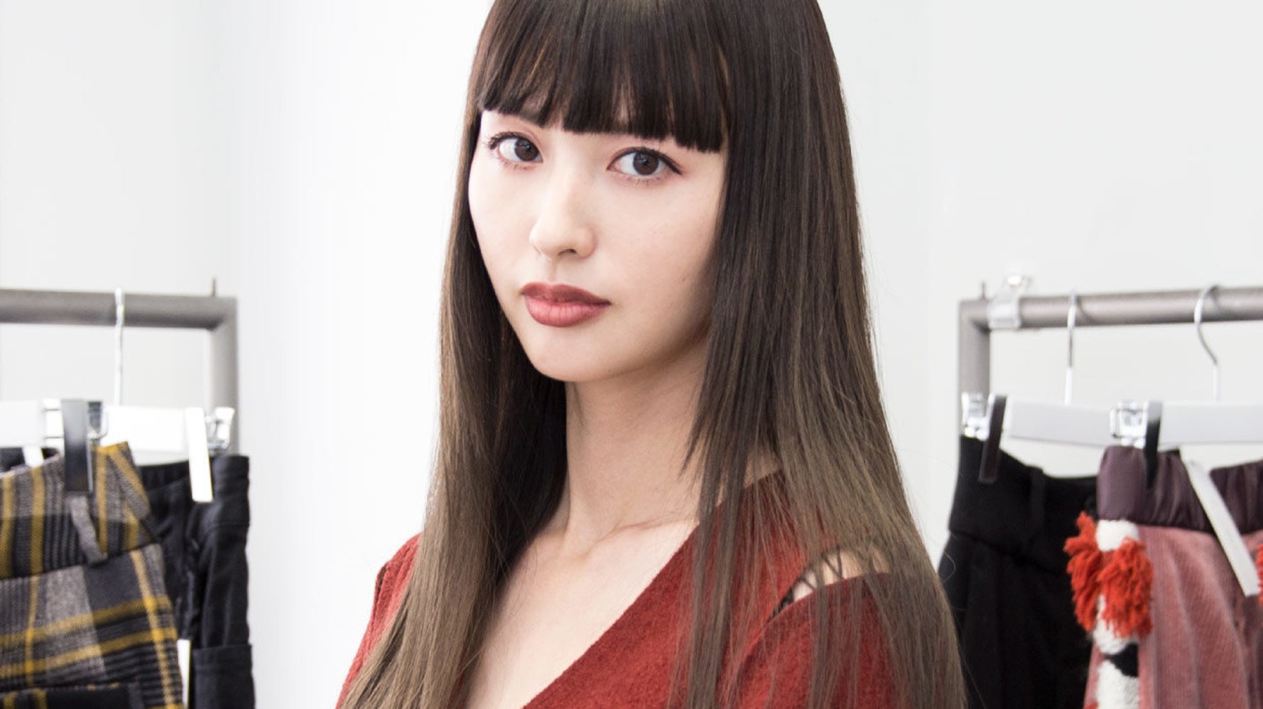 鈴木えみさん「自分のなかに蓄えた引き出しを駆使して、お洋服を 鈴木えみさん「自分のなかに蓄えた引き出しを駆使して、お洋服を