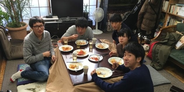 NPO法人good!のリビングでは食べるひとも日替わり