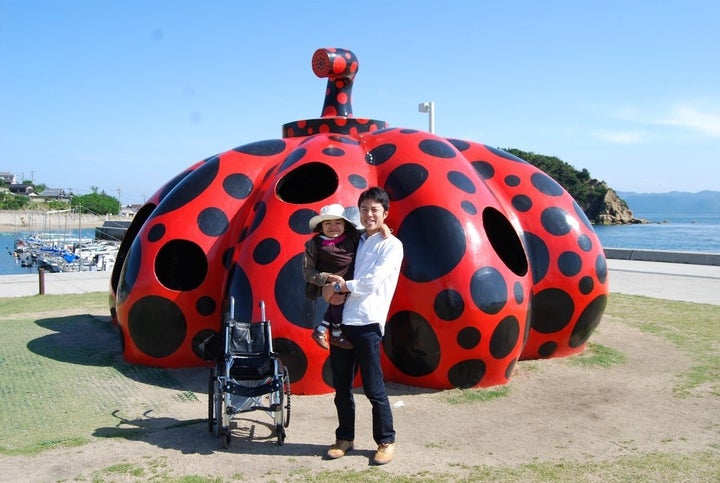 2010年 香川県 直島 草間彌生の作品と