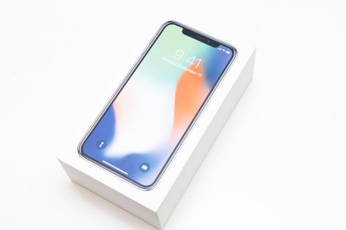 iPhone ホワイト 使用に問題はありません。 akimoba_ipse64sfwhmikailess