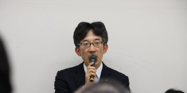 佐藤康光九段ってどんな人 将棋連盟の新会長は 1秒間に1億と3手読む棋士 ハフポスト