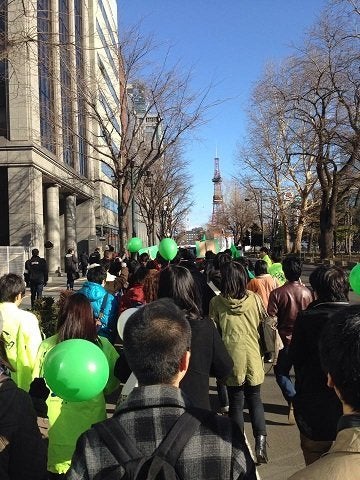 頑張っても無駄じゃないか あの子の涙は もう見たくない ハフポスト