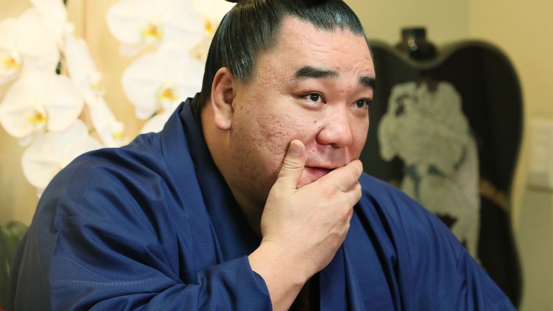 日馬富士が貴ノ岩に暴行か ビール瓶で思い切り殴った と報道 ハフポスト