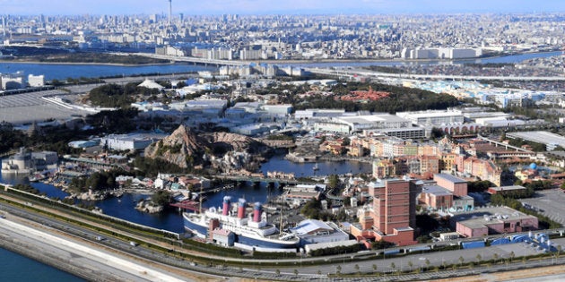 東京ディズニーランドで労災認定 着ぐるみで腕に激痛 ハフポスト