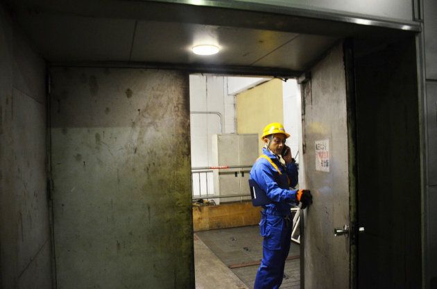 京王線からチラリと見える 謎の地下空間 旧初台駅を知っていますか ハフポスト