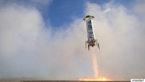 アマゾンCEOベゾスが率いるブルーオリジン、再利用型ロケットで3度目の