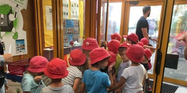 夏休み 共働き家庭の子どもはどうしてるの フランスの 学童保育 が参考になる ハフポスト Life