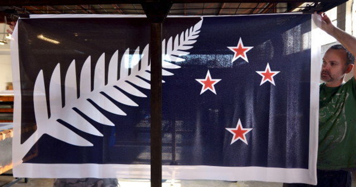 ニュージーランドの新国旗 不人気でお蔵入り 国民投票19億円に 税金の無駄遣い の声 ハフポスト News
