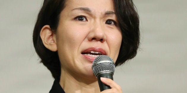 一連の騒動について記者会見する豊田真由子衆議院議員＝18日、埼玉県新座市 