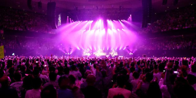 TOKYO, JAPAN - APRIL 28: Paul McCartney performs live at the Budokan on April 28, 2015 in Tokyo, Japan. (Photo by Ken Ishii/Getty Images)