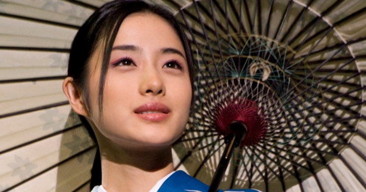 彼女が着物をまとったら 石原さとみ 深田恭子 画像で紹介 画像集 ハフポスト 彼女が着物をまとったら 石原さとみ 深田恭子 画像で紹介 画像集 ハフポスト
