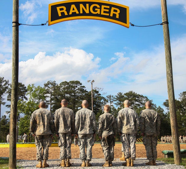 男性兵士でも合格するのは40 アメリカ陸軍の超過酷プログラムに女性兵士が初合格 ハフポスト 男性兵士でも合格するのは40 アメリカ陸軍の超過酷プログラムに女性兵士が初合格 ハフポスト