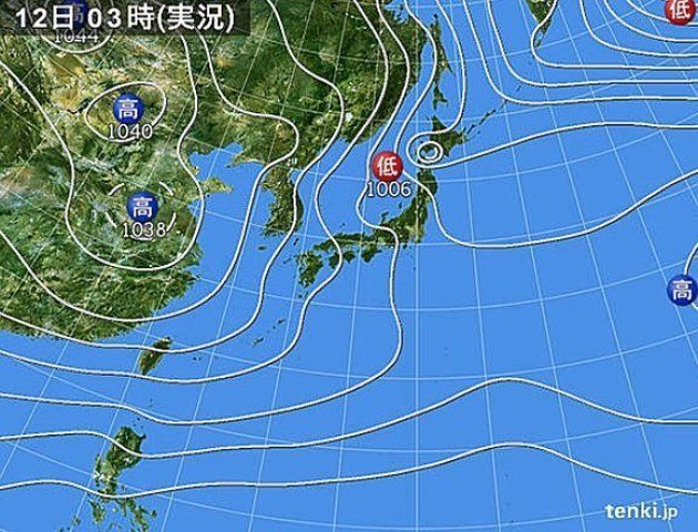 12日も大雪による交通障害に警戒。きのうと同様、北陸周辺に発達した雪雲がかかり、近畿の日本海側もドカ雪の恐れ。日中の気温は昨日と同じか低く、関東も10度に届かず厳しい寒さ。