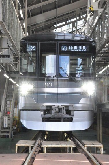 地下鉄走って90年 東京メトロ13000系特別運行 ハフポスト