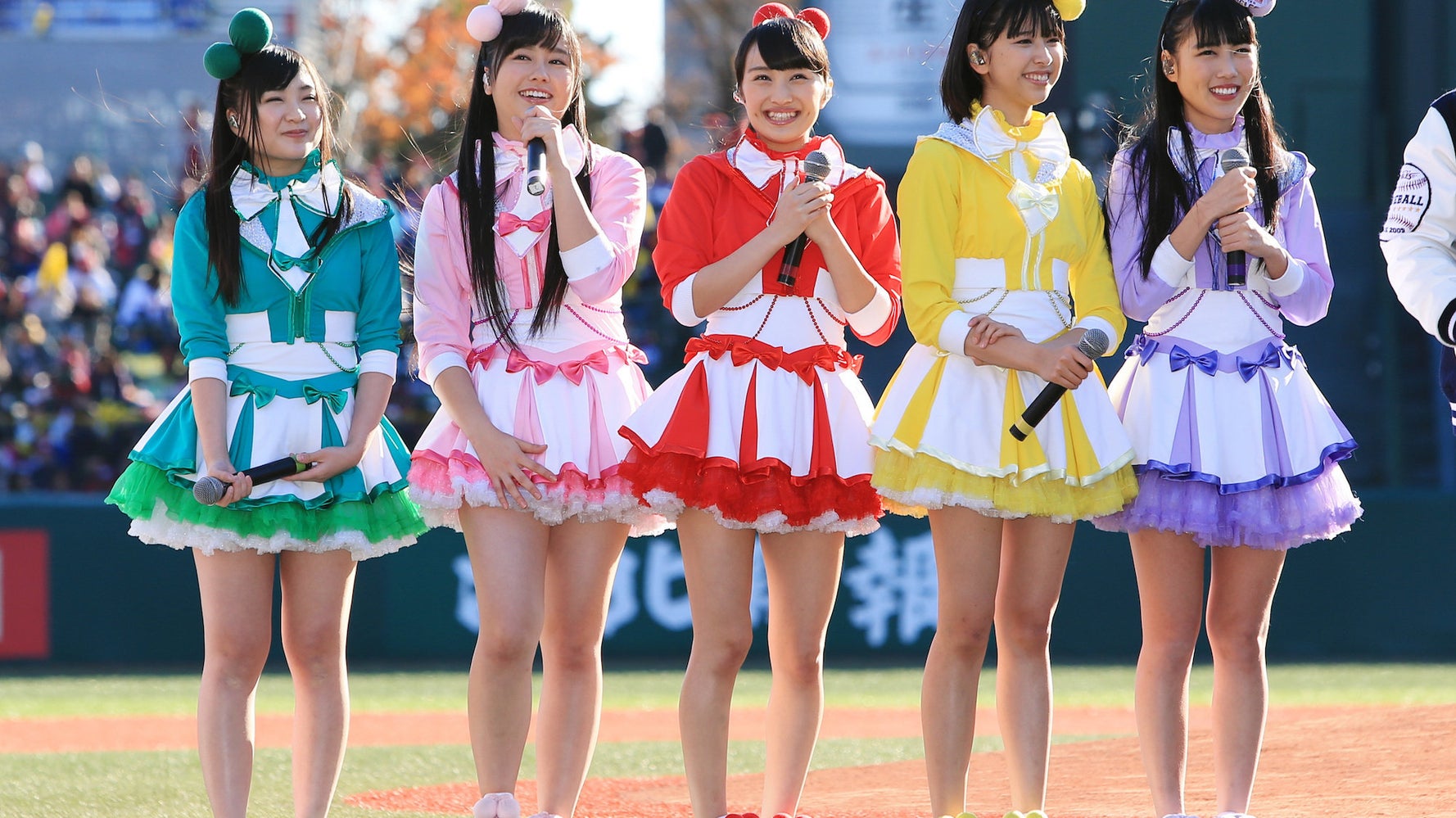 ももクロ 有安杏果さんの卒業ライブは1月21日 幕張メッセで急きょ開催 Update ハフポスト ももクロ 有安杏果さんの卒業ライブは1月21日 幕張メッセで急きょ開催 Update ハフポスト