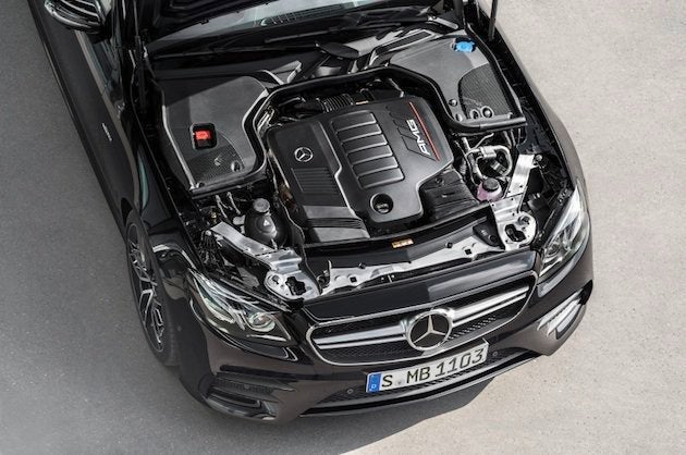 Mercedes-AMG E 53 4MATIC+ CoupÃ©; Exterieur: obsidianschwarz metallic, Motorraum;Kraftstoffverbrauch kombiniert: 8,4 l/100 km; CO2-Emissionen kombiniert: 200 g/km* Mercedes-AMG E 53 4MATIC+ CoupÃ©; exterior: obsidian black metallic, engine ;fuel consumption combined: 8.4 l/100 km; CO2 emissions combined: 200 g/km*