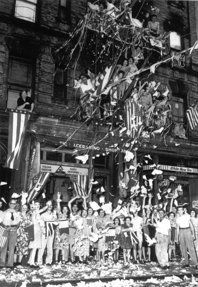 1945年8月15日、そのとき世界は モノクロ写真で振り返る | ハフポスト NEWS