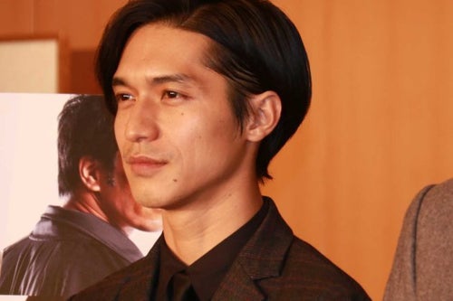 ジャニーズの写真、ついにネット解禁。錦戸亮が笑顔で記者会見