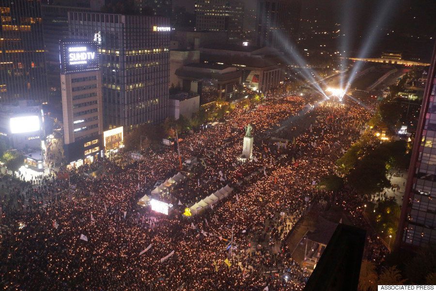 韓国 ソウルに万人の光の波 朴槿恵大統領の退陣求め2回目のろうそくデモ 画像集 ハフポスト