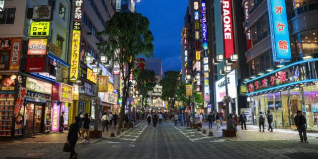 SHINJUKU, TOKYO, JAPAN - 2014/05/15: Kabukicho entertainment and red light district is located in Shinjuku, and is a lively area full of karaoke, restaurants, bars and hostess clubs. (Photo by Craig Ferguson/LightRocket via Getty Images)