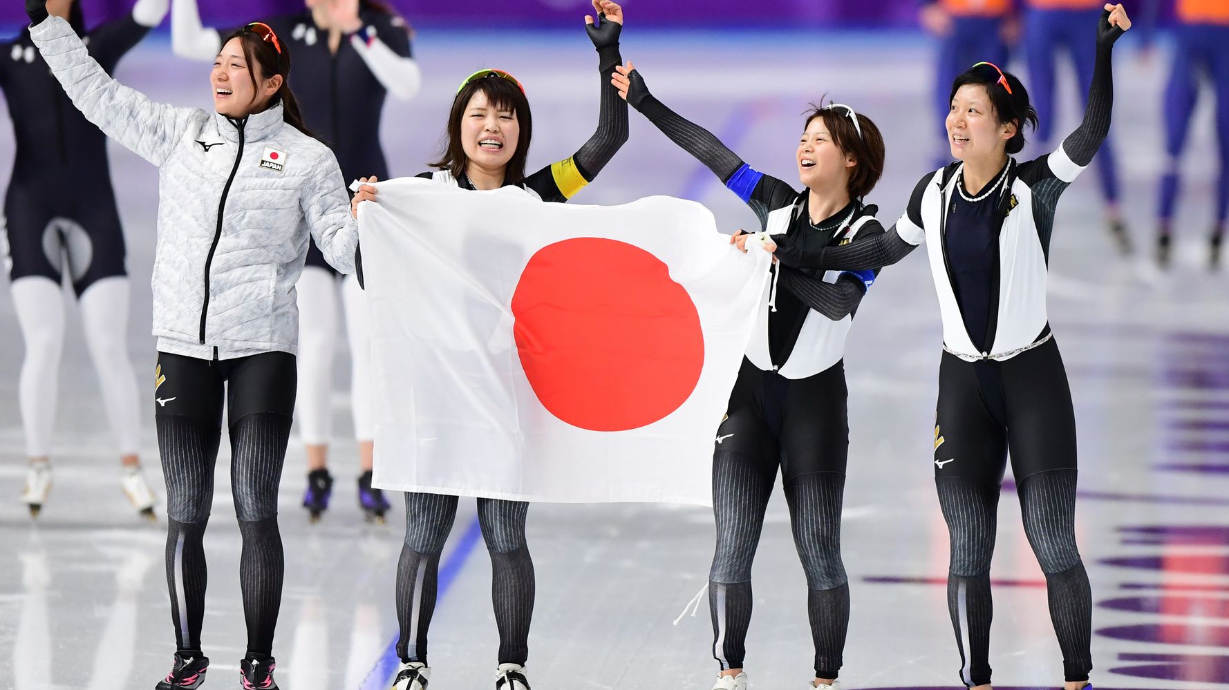 パシュート女子決勝で日本が金メダル 平昌オリンピックで新記録 ハフポスト News