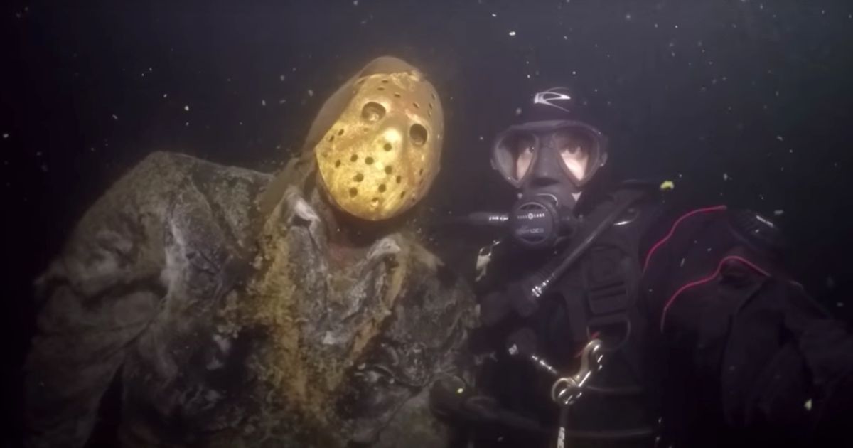 13日の金曜日 のジェイソン 湖底に潜んでいた 動画 ハフポスト