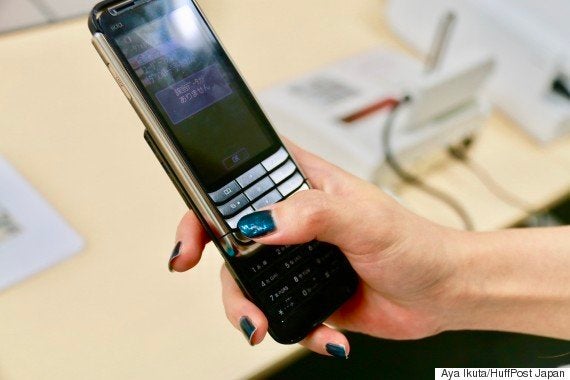 昔のガラケーを復活させたら、mixiアップ用の写真が大量流出