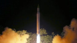 北朝鮮ICBMは「大気圏再突入に失敗」