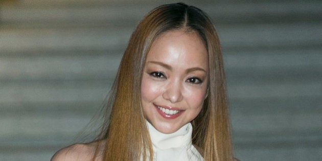 安室奈美恵がブルゾンちえみ風に変身 カワイイ と評判に ハフポスト