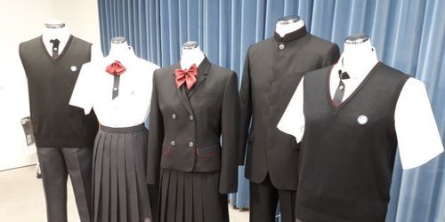 制服代は親が負担する公共事業」奈良一条高校の新制服、メーカーがネットで直販へ 販売店通さず価格2割安 | ハフポスト NEWS