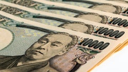 GDPが成長しつづけることは「必要」「可能」、ともに減少~経済についての世論調査より