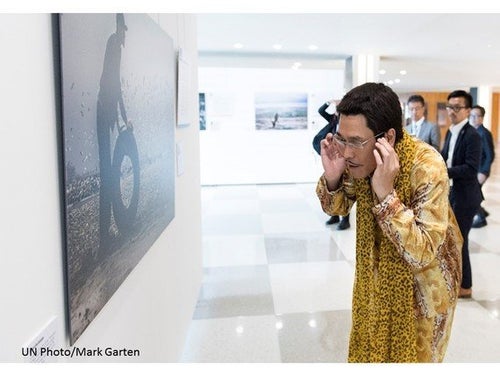ピコ太郎さんも視察！「Spotlight on SDGs」展、ニューヨークで好評