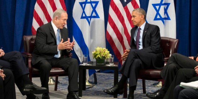 NEW YORK, NEW YORK - SEPTEMBER 21: (L to R) Prime Minister of Israel Benjamin Netanyahu speaks to U.S. President Barack Obama during a bilateral meeting at the Lotte New York Palace Hotel, September 21, 2016 in New York City. Last week, Israel and the United States agreed to a $38 billion, 10-year aid package for Israel. Obama is expected to discuss the need for a 'two-state solution' for the Israeli-Palestinian conflict. (Pool Photo by Drew Angerer/Getty Images)