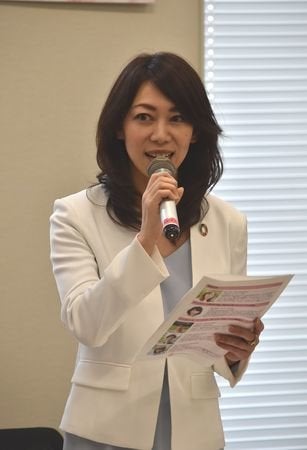 子宮頸がん 若い世代こそ注意 36歳誕生日直前に見つかった女性の取り組み ハフポスト