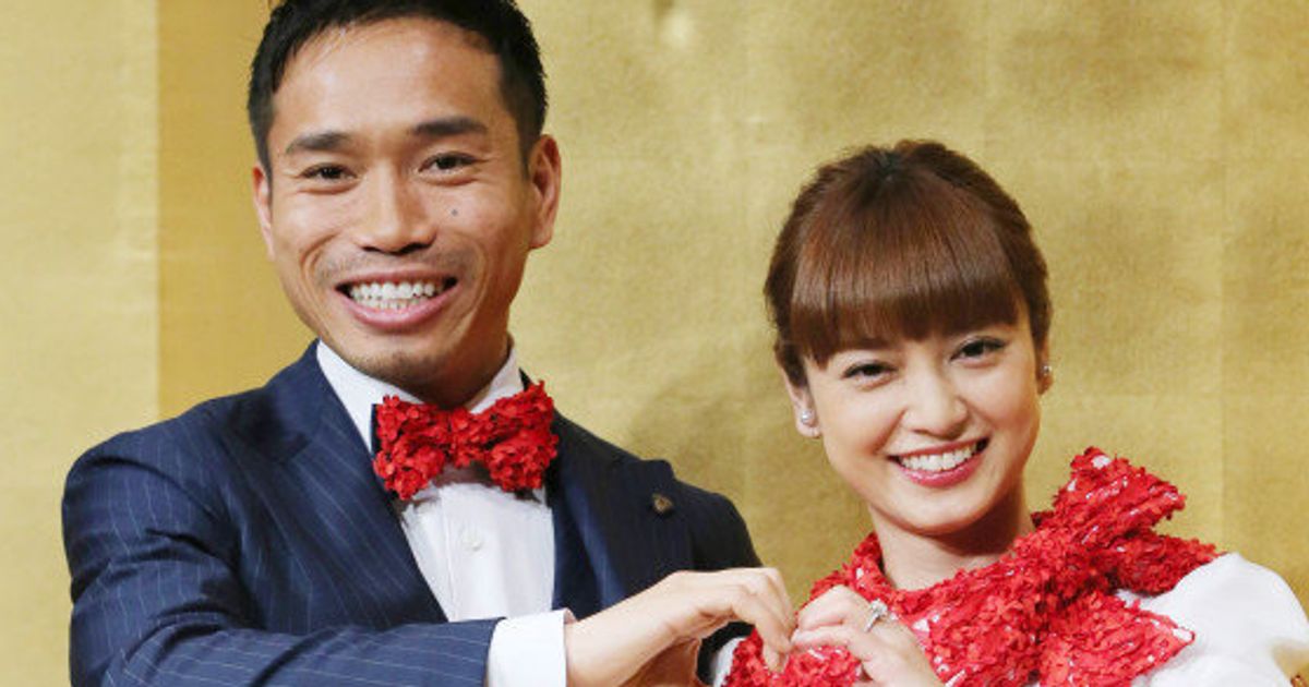 長友佑都選手 アモーレ平愛梨さんと婚約発表 明かされた数々の 天然 伝説 ハフポスト