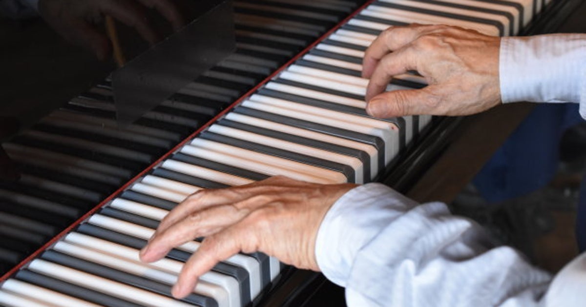 天才クニ 伝説のジャズピアニスト菅野邦彦が30年間追求してきた究極の楽器 ピアノの欠点を解消する 王様鍵盤 とは ハフポスト