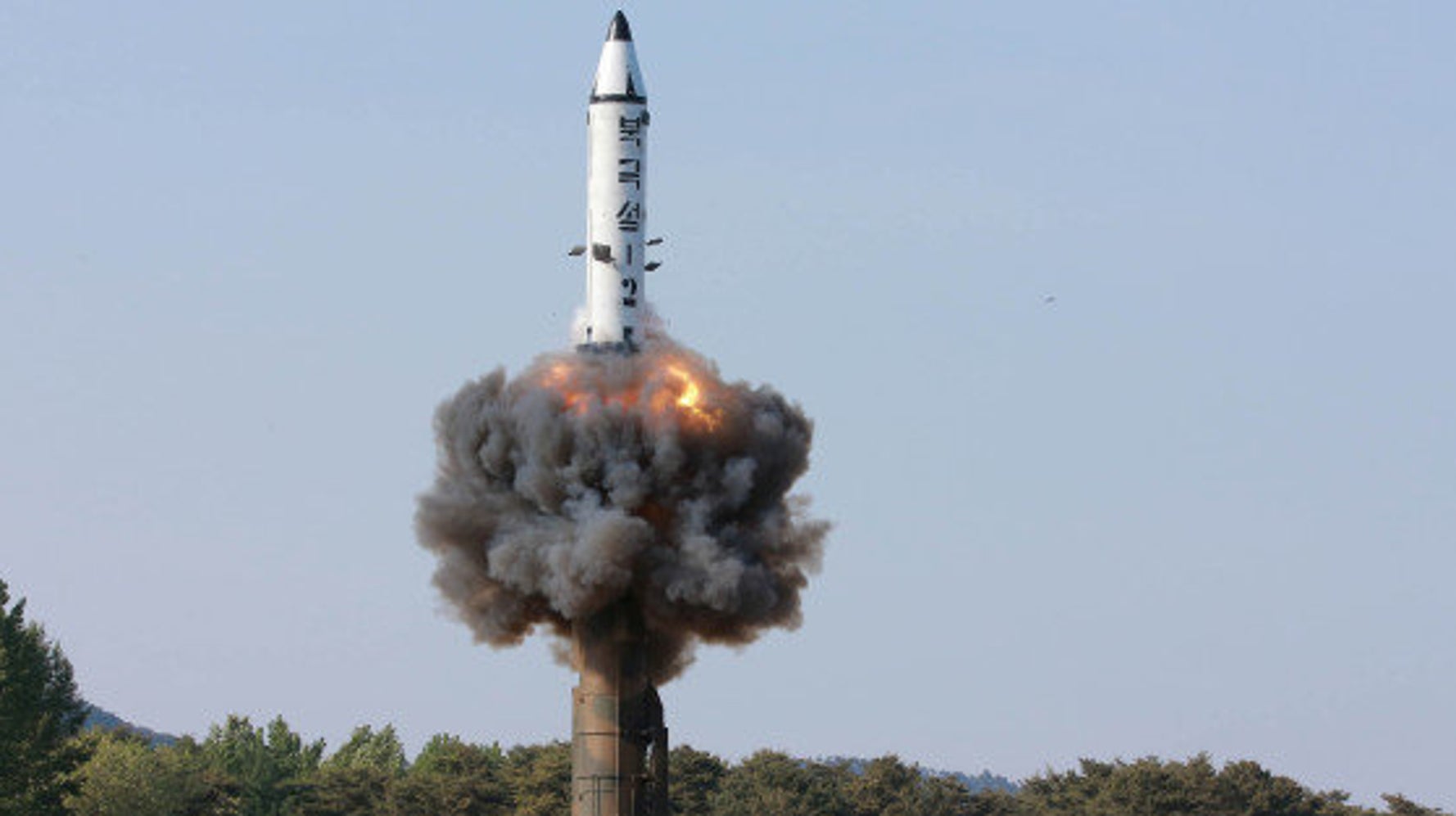 Jアラート なぜ鳴らないの 北朝鮮が弾道ミサイルを発射 排他的経済水域に落下か ハフポスト News