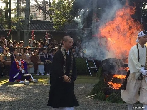 秘仏、広隆寺 聖徳太子像～年に一度の御開扉 | ハフポスト NEWS