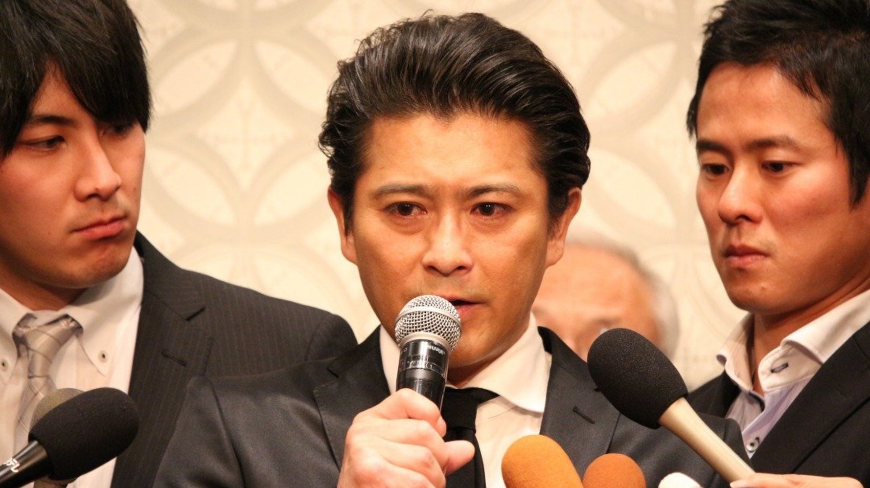 山口達也メンバー 被害者の女子高生の親のコメントに号泣 全文 ハフポスト