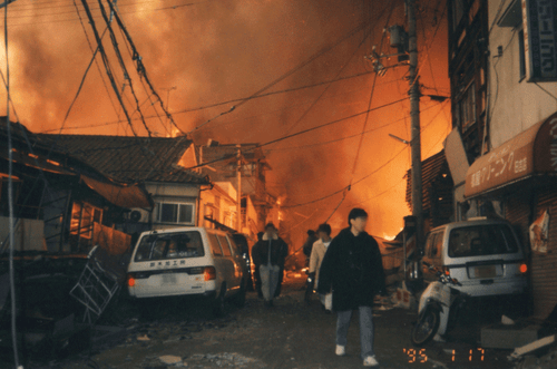阪神・淡路大震災から20年、街は賑わっていた。あの日までは【画像