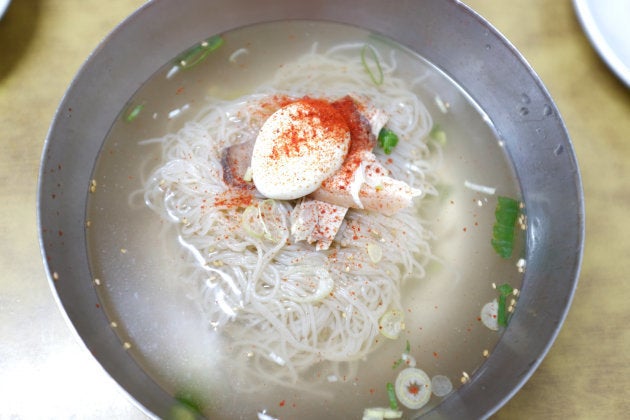 写真は平壌冷麺のイメージ