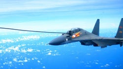 「自衛隊の戦闘機が妨害弾」と中国が抗議
