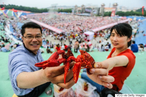 ザリガニ料理 中国で爆発的ブーム マクドナルドを超えた の報道も ハフポスト News