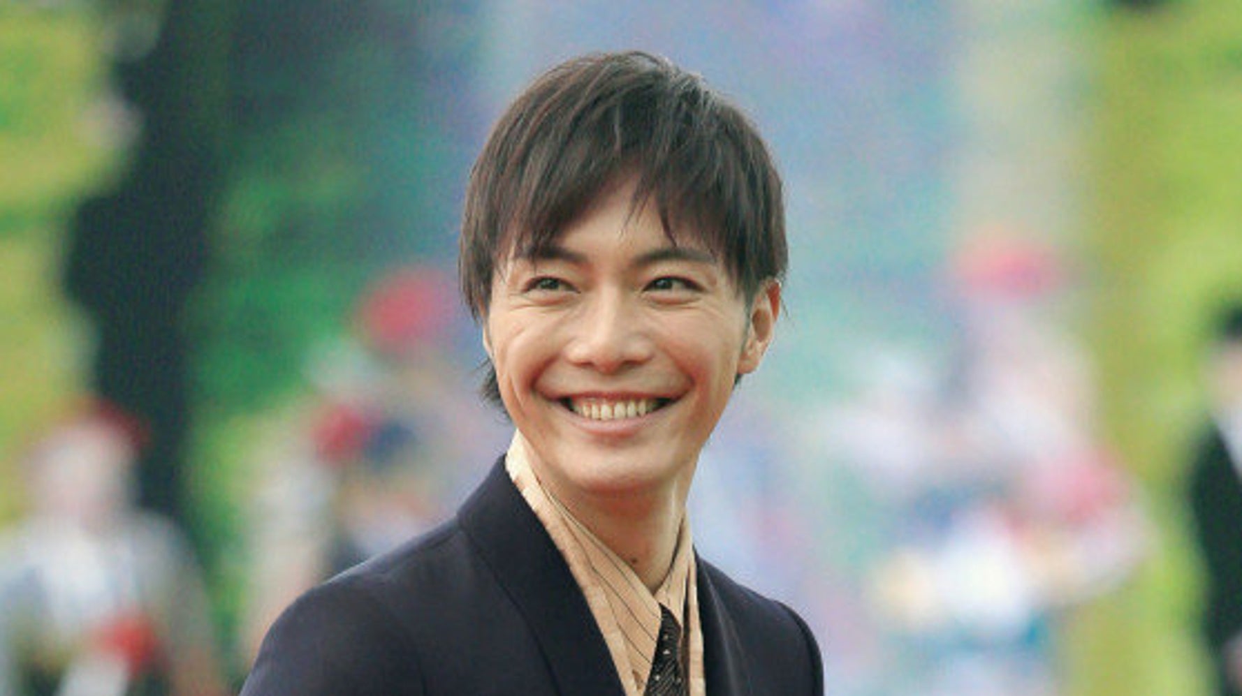 成宮寛貴さんの引退声明 尾木ママが アウティング 問題を指摘 ハフポスト News