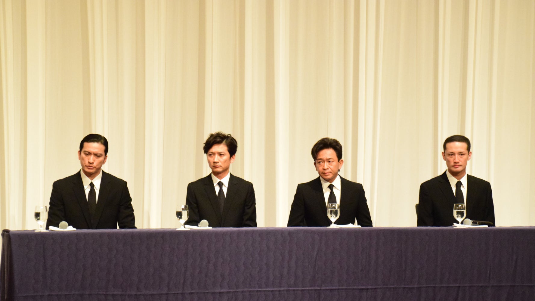 Tokio 山口達也だけがいない記者会見 4人のメンバーの表情は Update ハフポスト