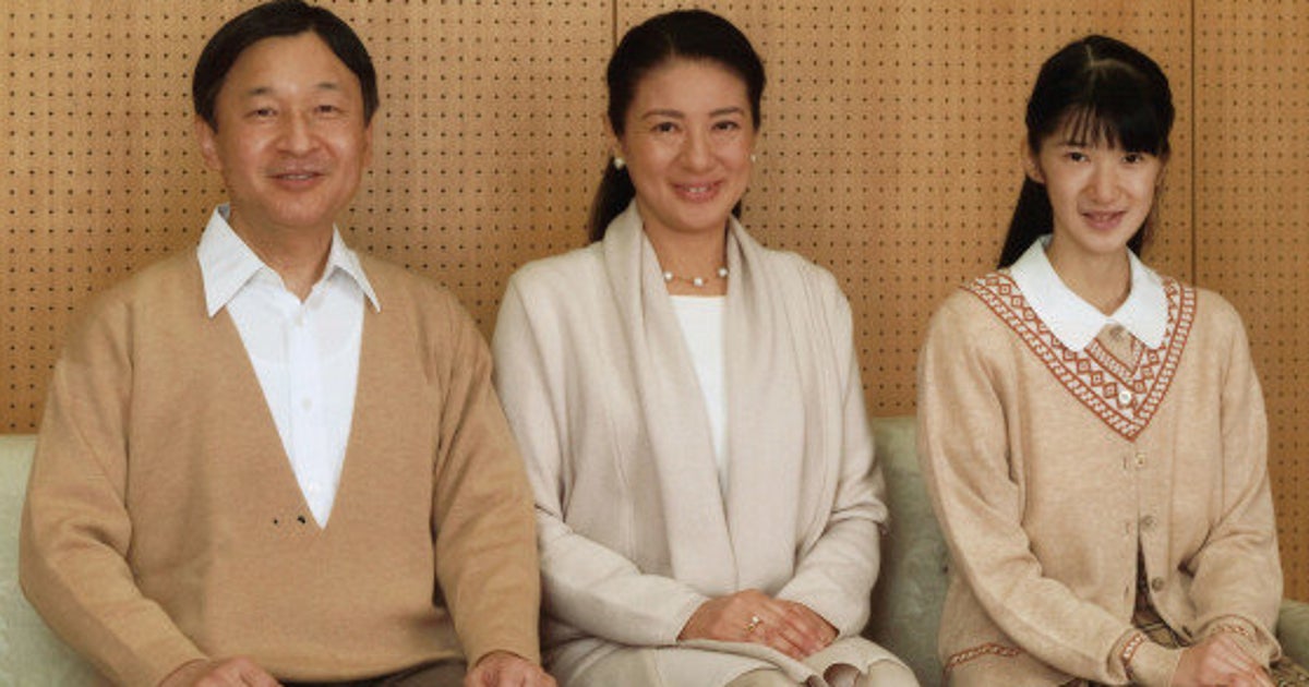 両性下と皇太子ご一家　限定200冊 雅子さま53歳、文書で感想（全文） 陛下の退位意向「重く受け止めて