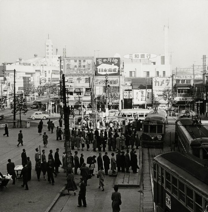 1955年ごろの渋谷駅前 (C)Getty Images