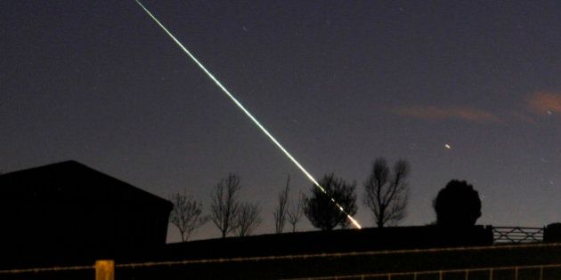 A meteorite creates a streak of light across the night sky over the North Yorkshire moors at Leaholm, near Whitby, northern England, April 26, 2015 REUTERS/Steven Watt TPX IMAGES OF THE DAY FOR BEST QUALITY IMAGE ALSO SEE: GM1EB5E0R0R01